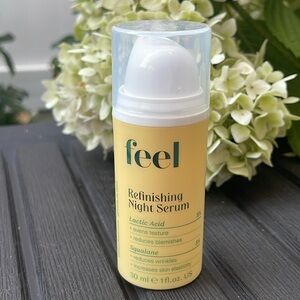 Feel - Refinishing Night Serum